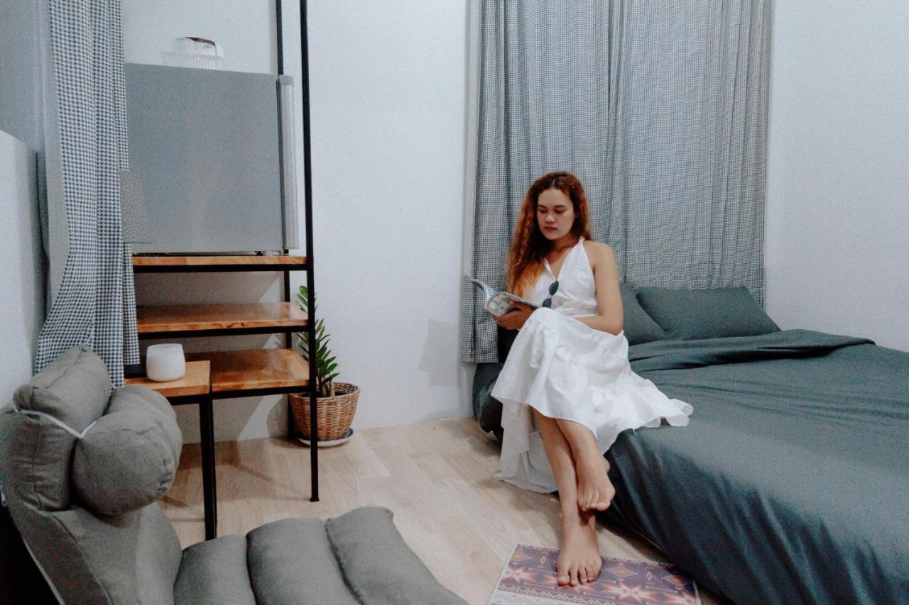 บ้าน Guh Uthai Thani Ngoại thất bức ảnh